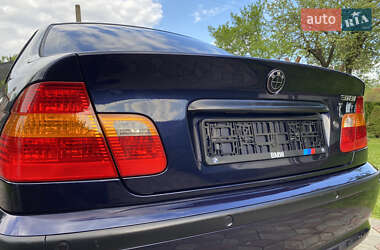 Седан BMW 3 Series 2002 в 