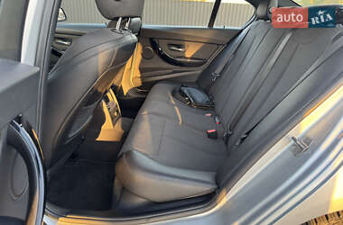 Седан BMW 3 Series 2017 в 