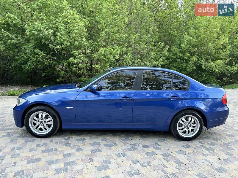 Седан BMW 3 Series 2006 в 