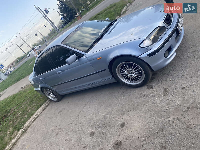 Седан BMW 3 Series 2002 в Полтаве