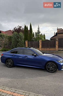 Седан BMW 3 Series 2022 в 