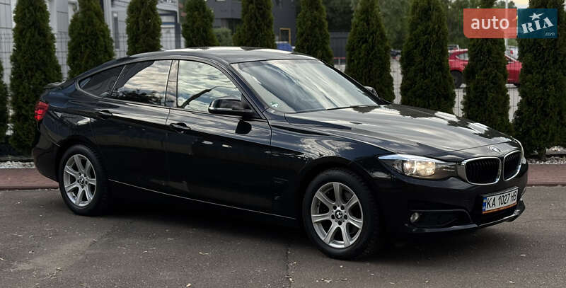 Седан BMW 3 Series 2015 в Киеве