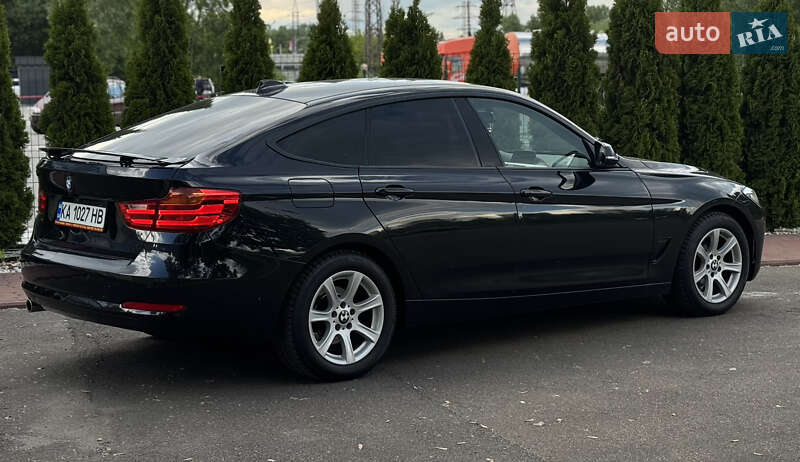 Седан BMW 3 Series 2015 в Киеве