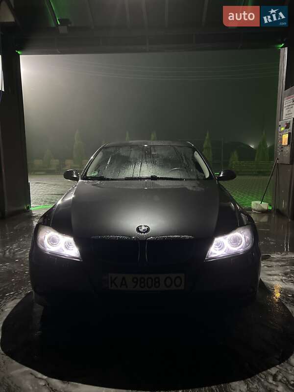 Седан BMW 3 Series 2006 в Киеве