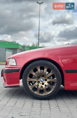 Седан BMW 3 Series 1991 в 