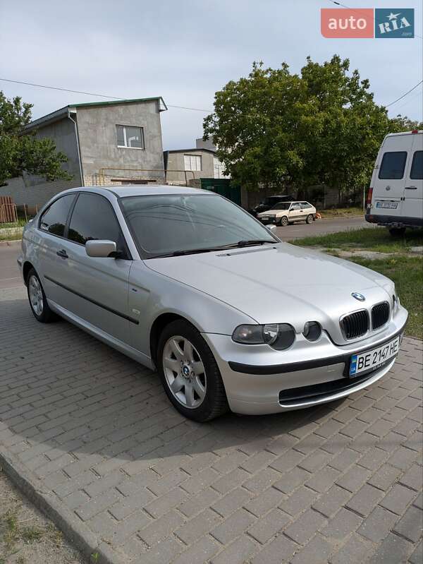 Купе BMW 3 Series 2003 в 