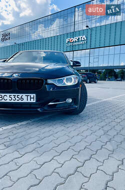 Седан BMW 3 Series 2013 в Львове