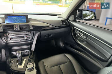Седан BMW 3 Series 2012 в 