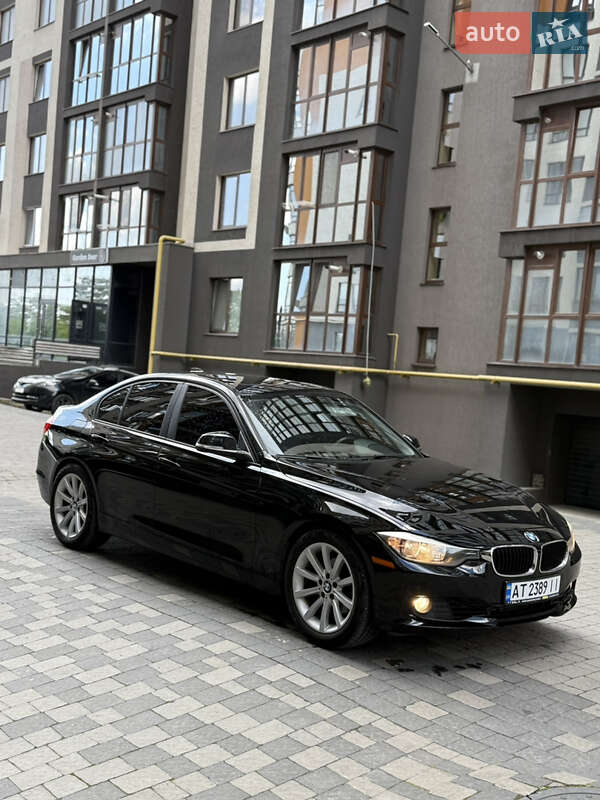Седан BMW 3 Series 2013 в Ивано-Франковске