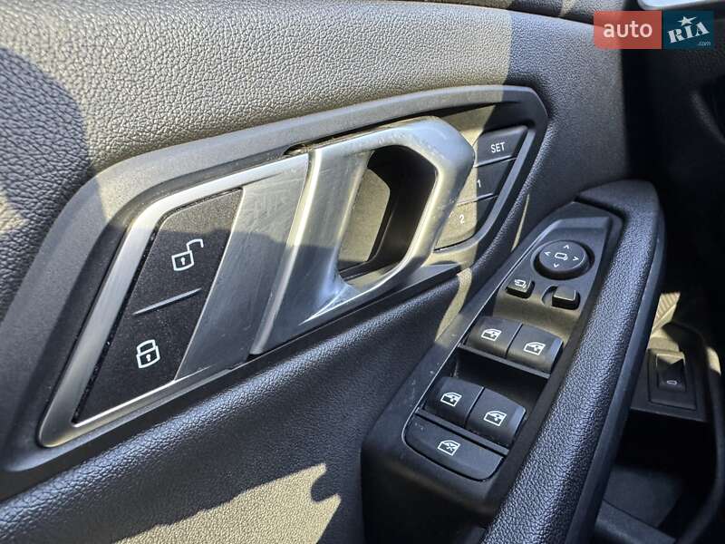 Седан BMW 3 Series 2020 в Киеве фото 9 Седан BMW 3 Series 2020 в Киеве