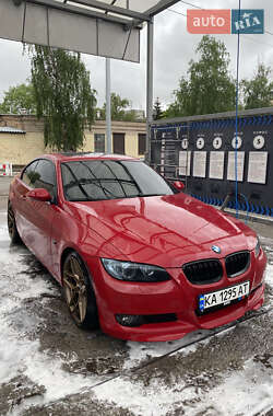 Купе BMW 3 Series 2009 в Киеве