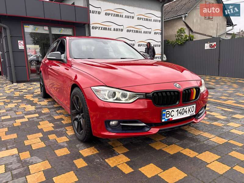 Седан BMW 3 Series 2012 в Львові