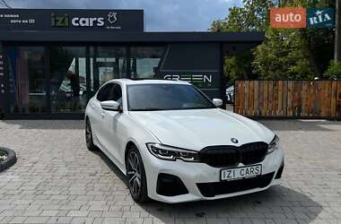 Седан BMW 3 Series 2019 в Львове