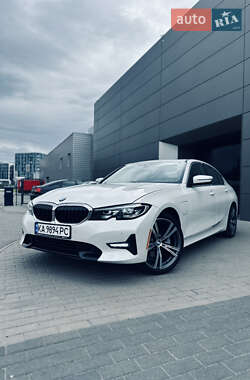 Седан BMW 3 Series 2020 в Киеве