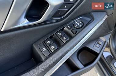 Седан BMW 3 Series 2020 в 