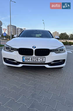Седан BMW 3 Series 2012 в 