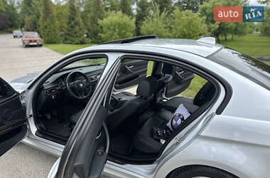 Седан BMW 3 Series 2010 в 