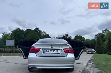 Седан BMW 3 Series 2010 в 
