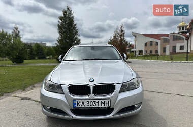 Седан BMW 3 Series 2010 в 