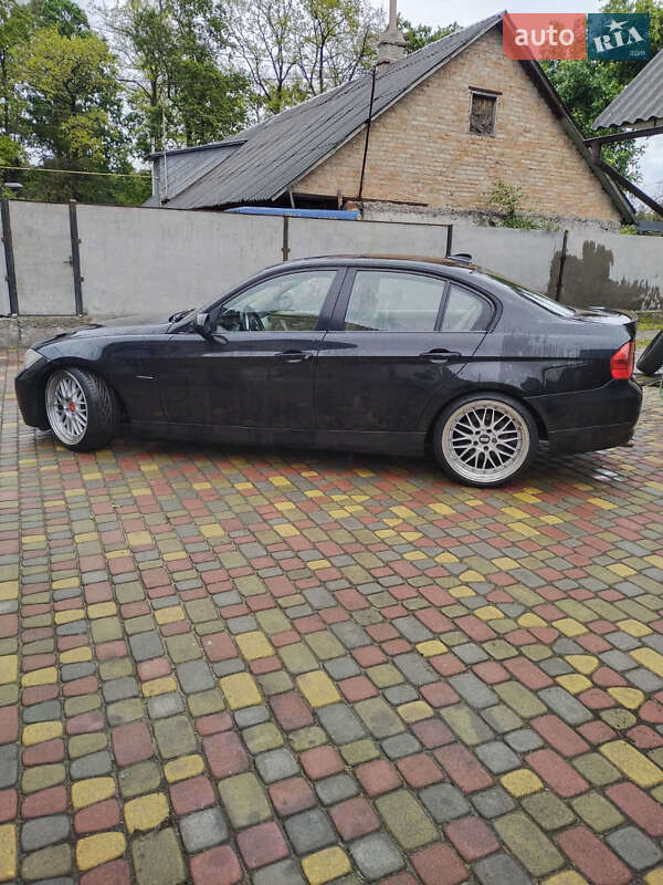 Седан BMW 3 Series 2006 в Луцке