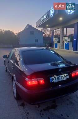Седан BMW 3 Series 2003 в Тлумачі