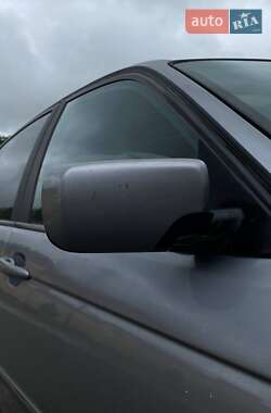 Седан BMW 3 Series 2005 в 