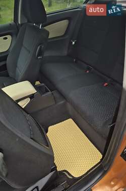 Купе BMW 3 Series 2001 в 