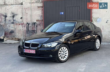 Седан BMW 3 Series 2005 в Калуші