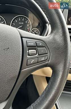 Седан BMW 3 Series 2016 в 