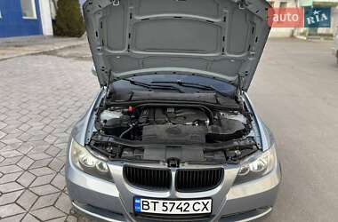 Седан BMW 3 Series 2005 в 