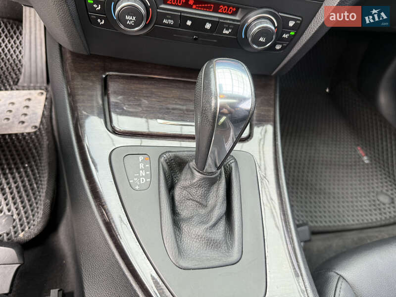 Купе BMW 3 Series 2012 в Одессе