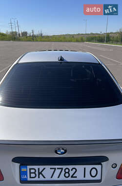 Седан BMW 3 Series 2002 в 