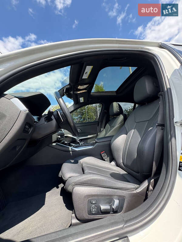 Седан BMW 3 Series 2019 в Виннице