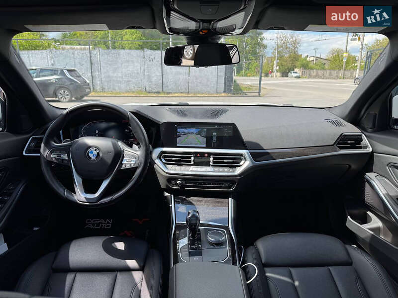 Седан BMW 3 Series 2019 в Виннице
