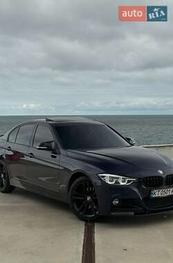 Седан BMW 3 Series 2017 в Одесі