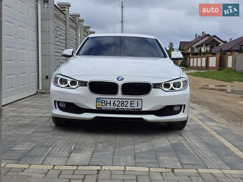 Седан BMW 3 Series 2012 в Одессе