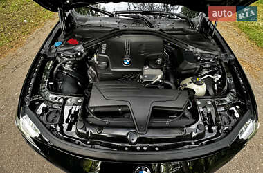 Седан BMW 3 Series 2017 в 