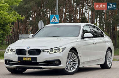 Седан BMW 3 Series 2017 в Києві
