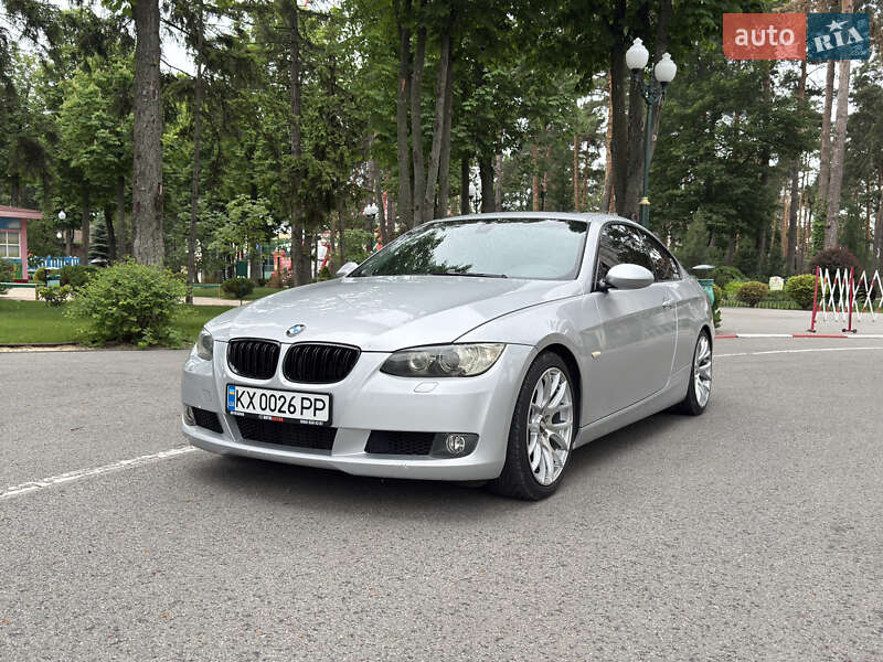 Купе BMW 3 Series 2009 в Харькове