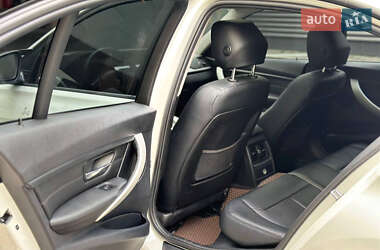 Седан BMW 3 Series 2012 в 