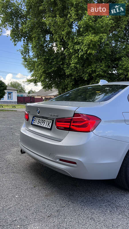 Седан BMW 3 Series 2017 в Полтаві