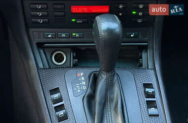 Купе BMW 3 Series 2004 в 