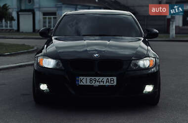Седан BMW 3 Series 2010 в Овруче