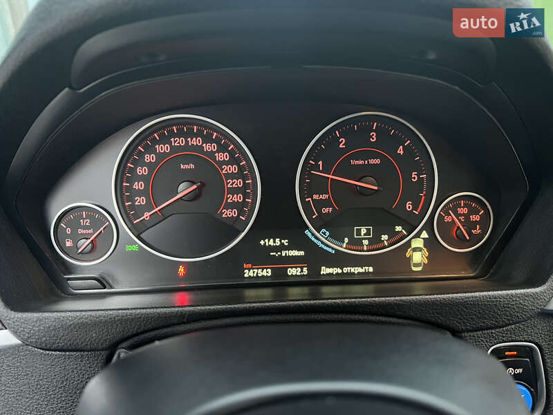 Седан BMW 3 Series 2015 в Киеве