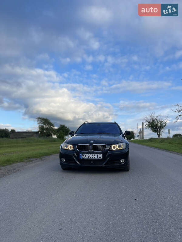 Универсал BMW 3 Series 2009 в 