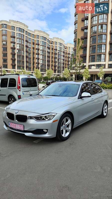 Седан BMW 3 Series 2014 в Киеве