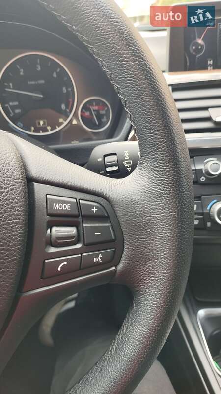 Седан BMW 3 Series 2014 в Киеве