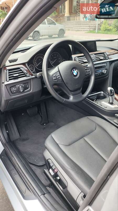 Седан BMW 3 Series 2014 в Киеве