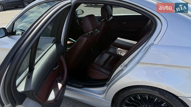 Седан BMW 3 Series 2007 в Киеве