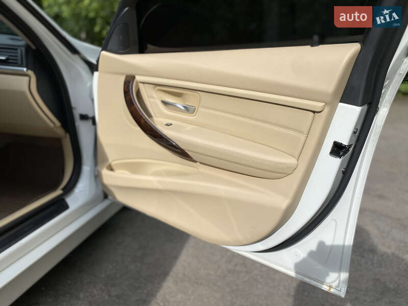 Седан BMW 3 Series 2014 в Вінниці